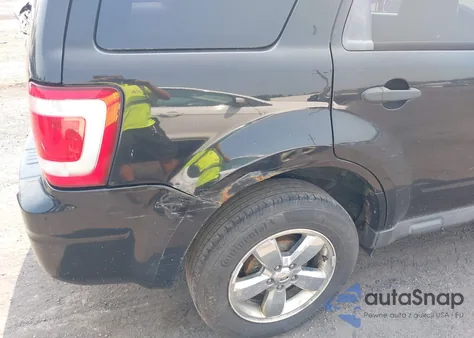 2011 Ford Escape Xlt z USA, uszkodzony, nr VIN 1FMCU9D78BKA85797